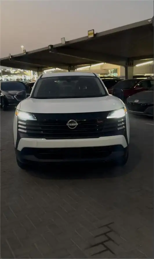 نيسان كيكس 2025 undefinedL