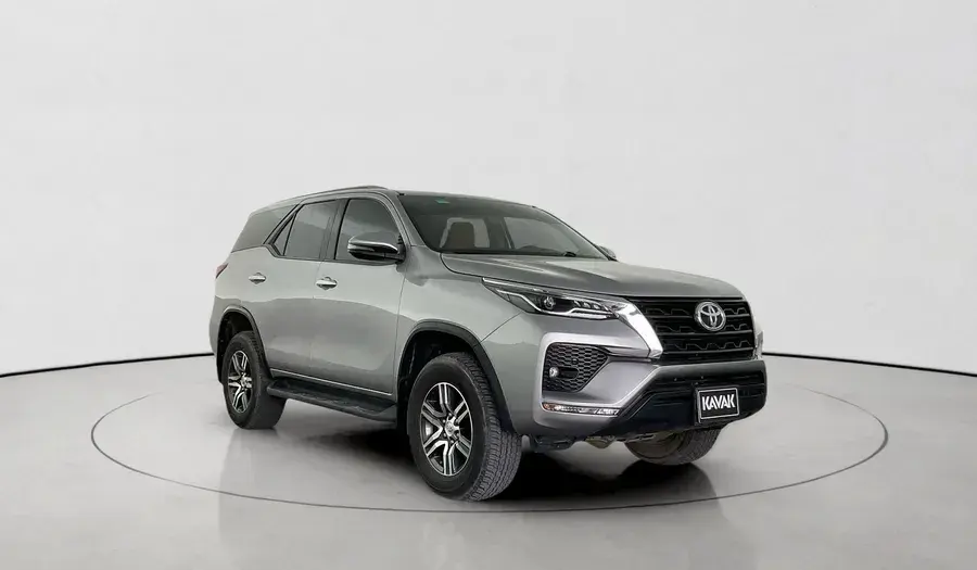 Toyota Fortuner 2023