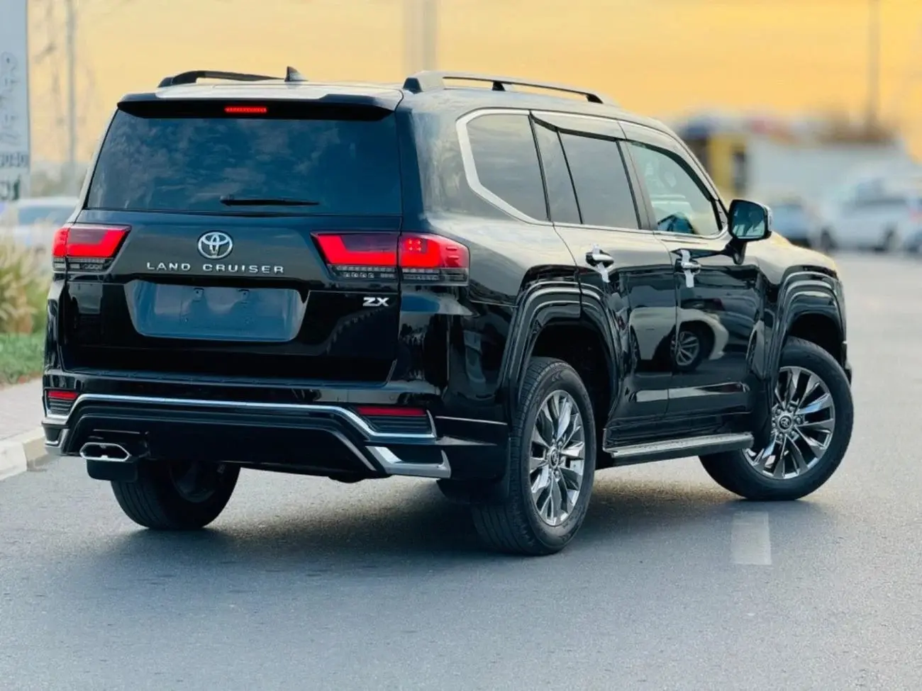 Toyota Land Cruiser 2024 3.3L