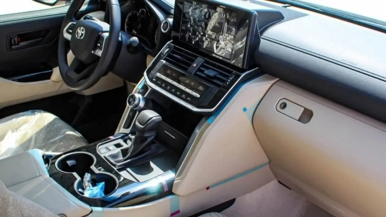 تويوتا لاند كروزر 2022 3.3L