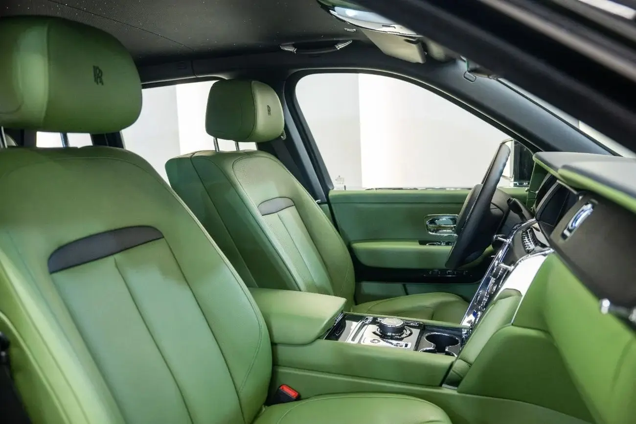 رولز رويس كولينان 2023 6.75L