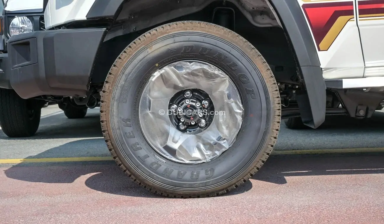 Toyota Land Cruiser 70 2024 4.5L