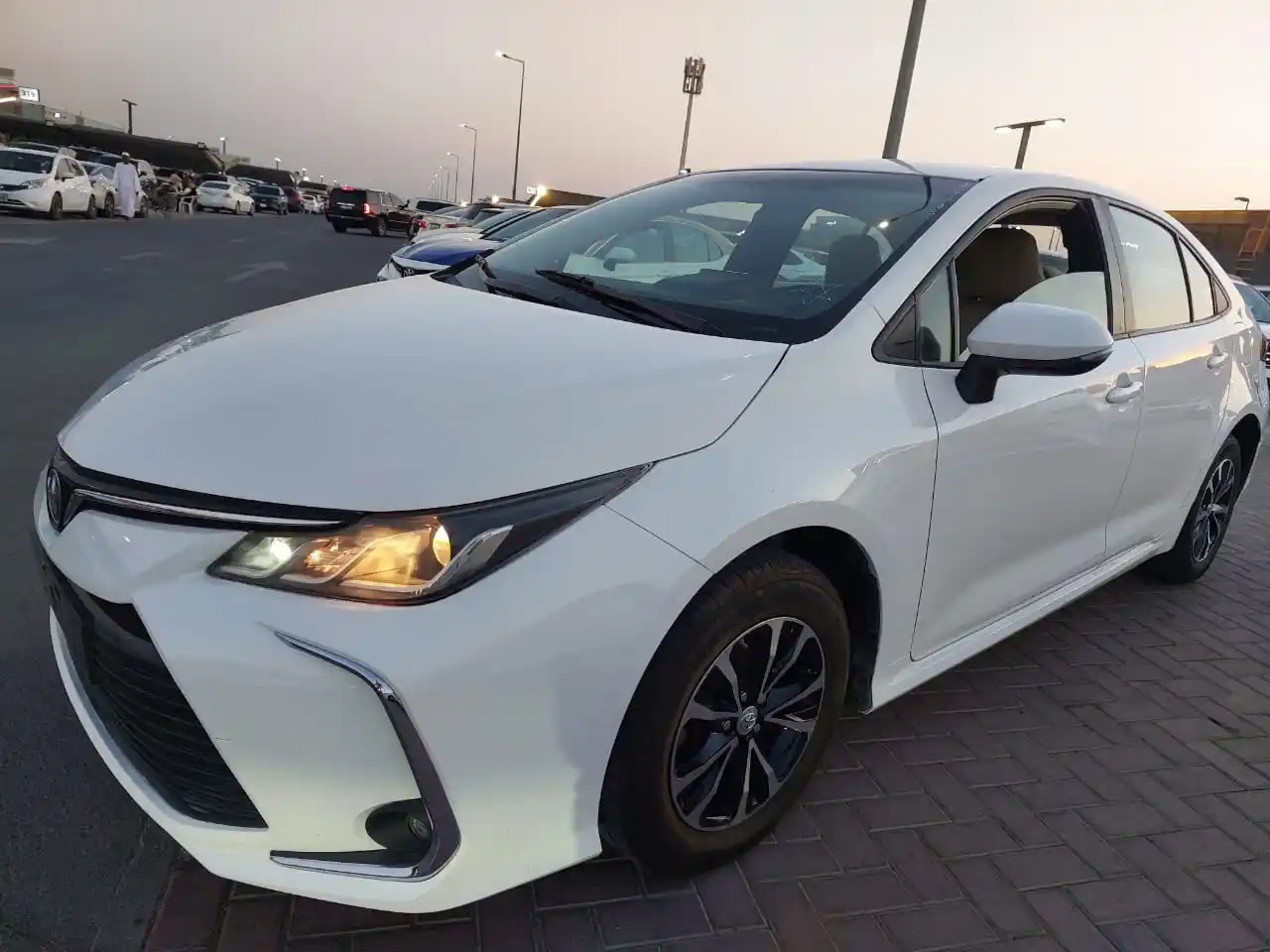 Toyota Corolla 2020 2000L