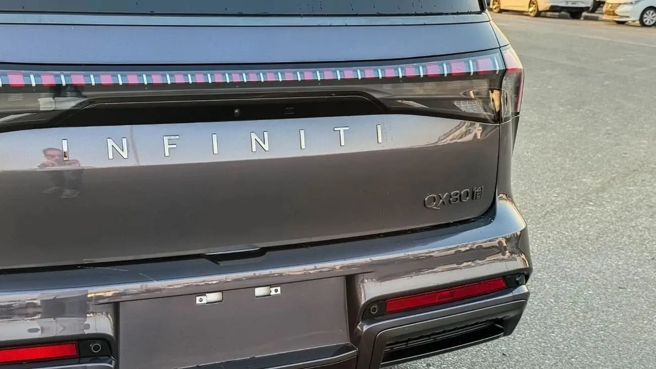إنفينيتي QX80 2026 5.6L