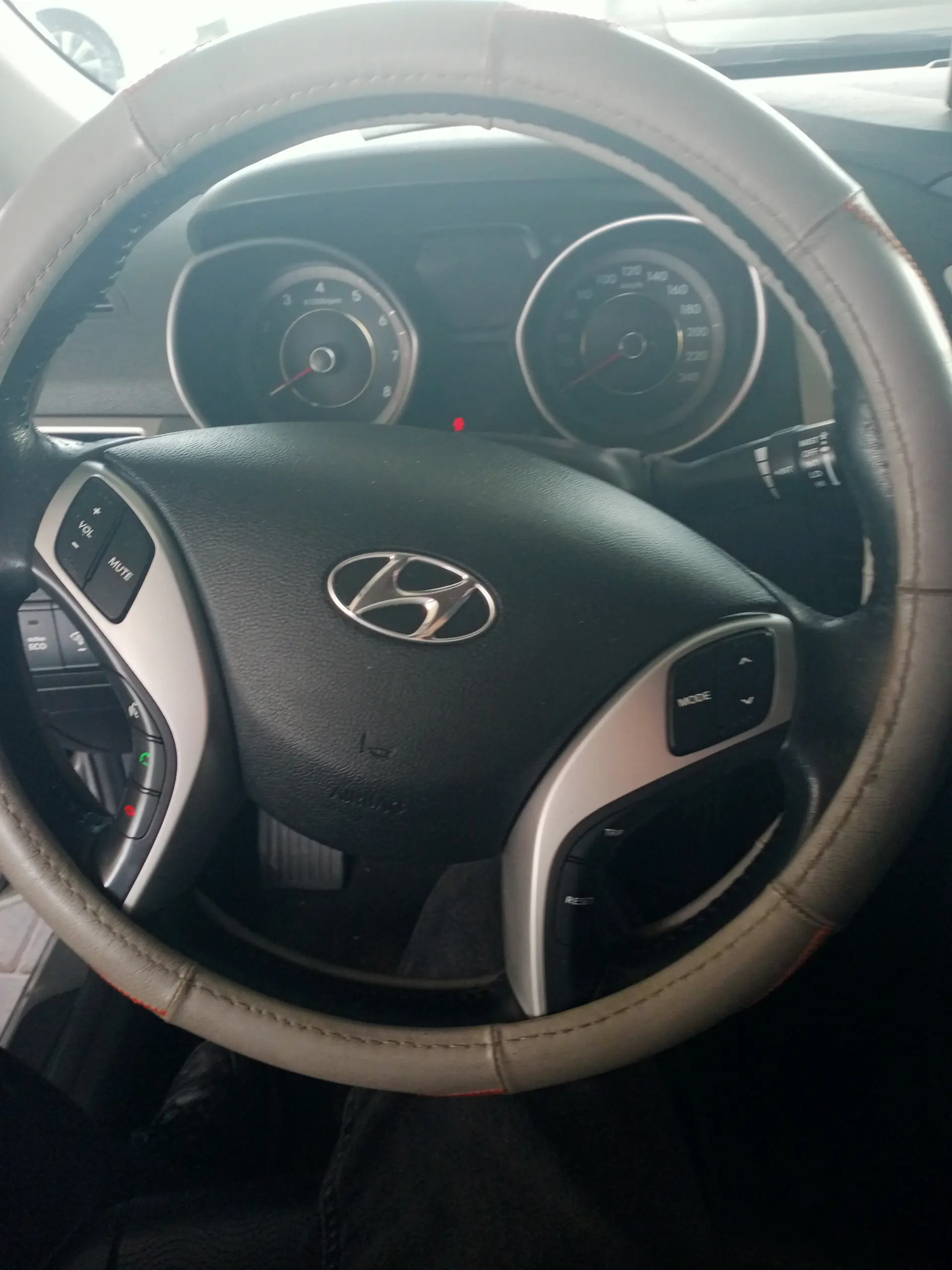 Hyundai Avante 2011 1600L