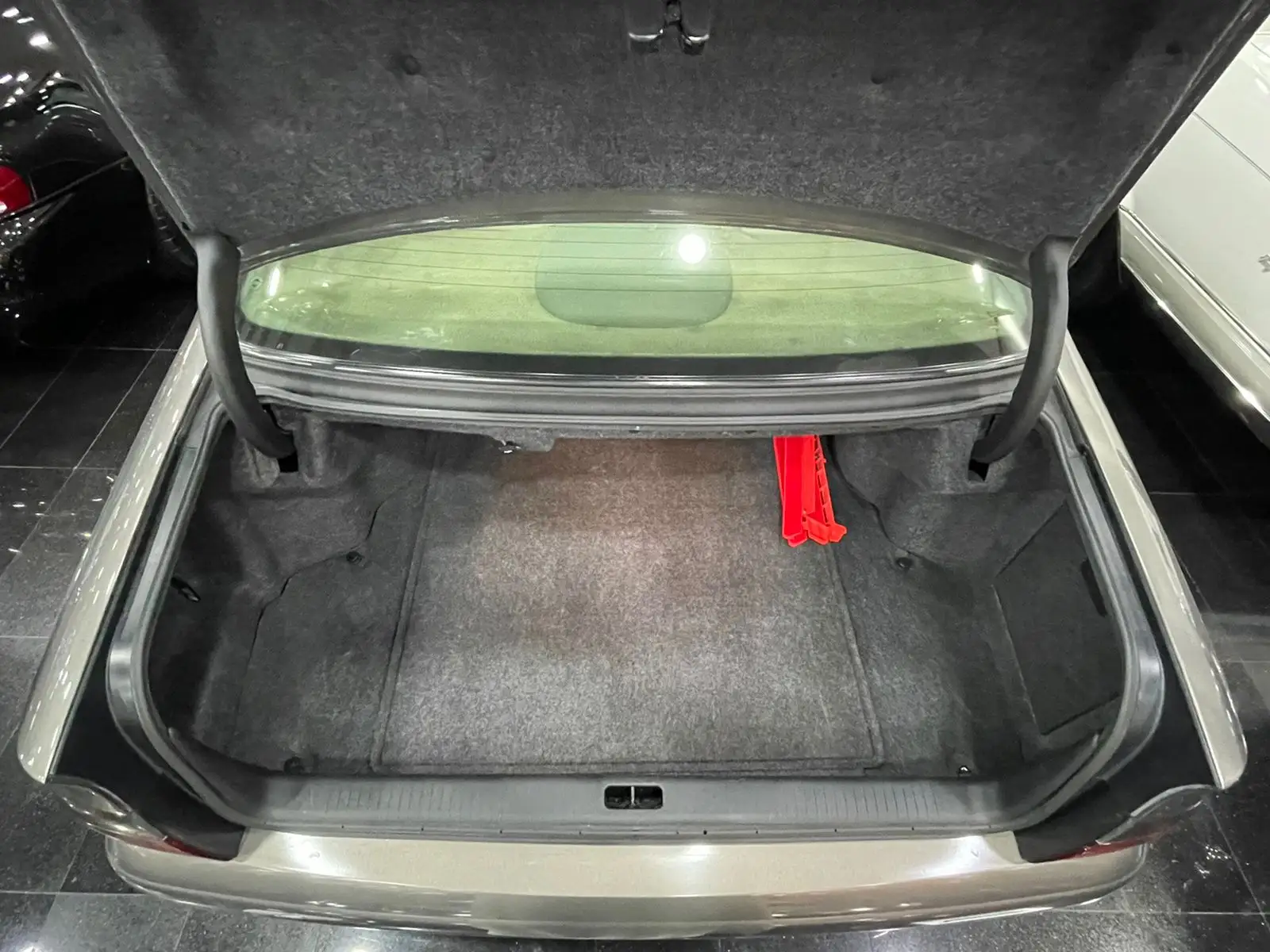 كاديلاك STS إشبيلية 1999