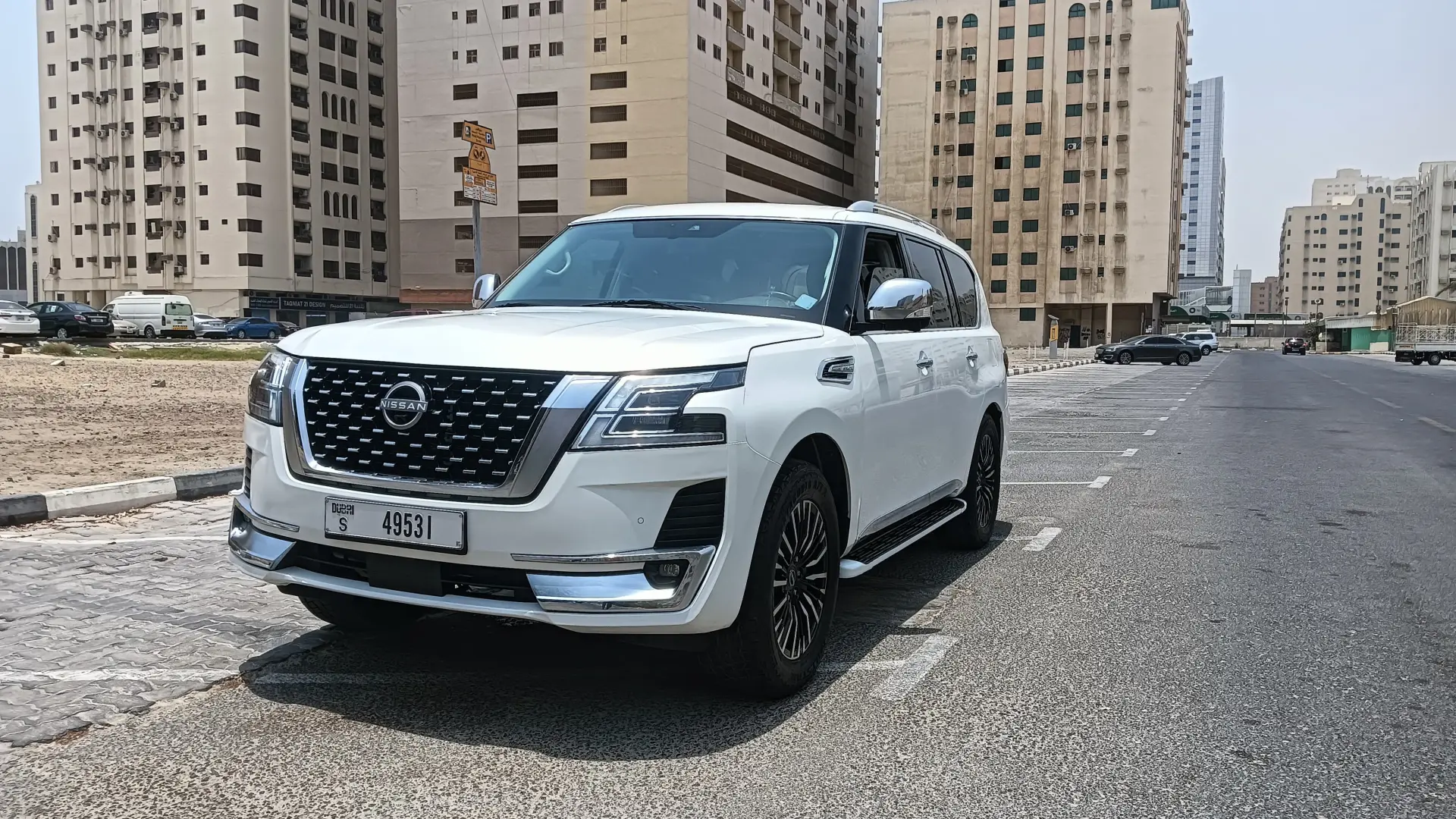 إنفينيتي QX80 2018 5.7L