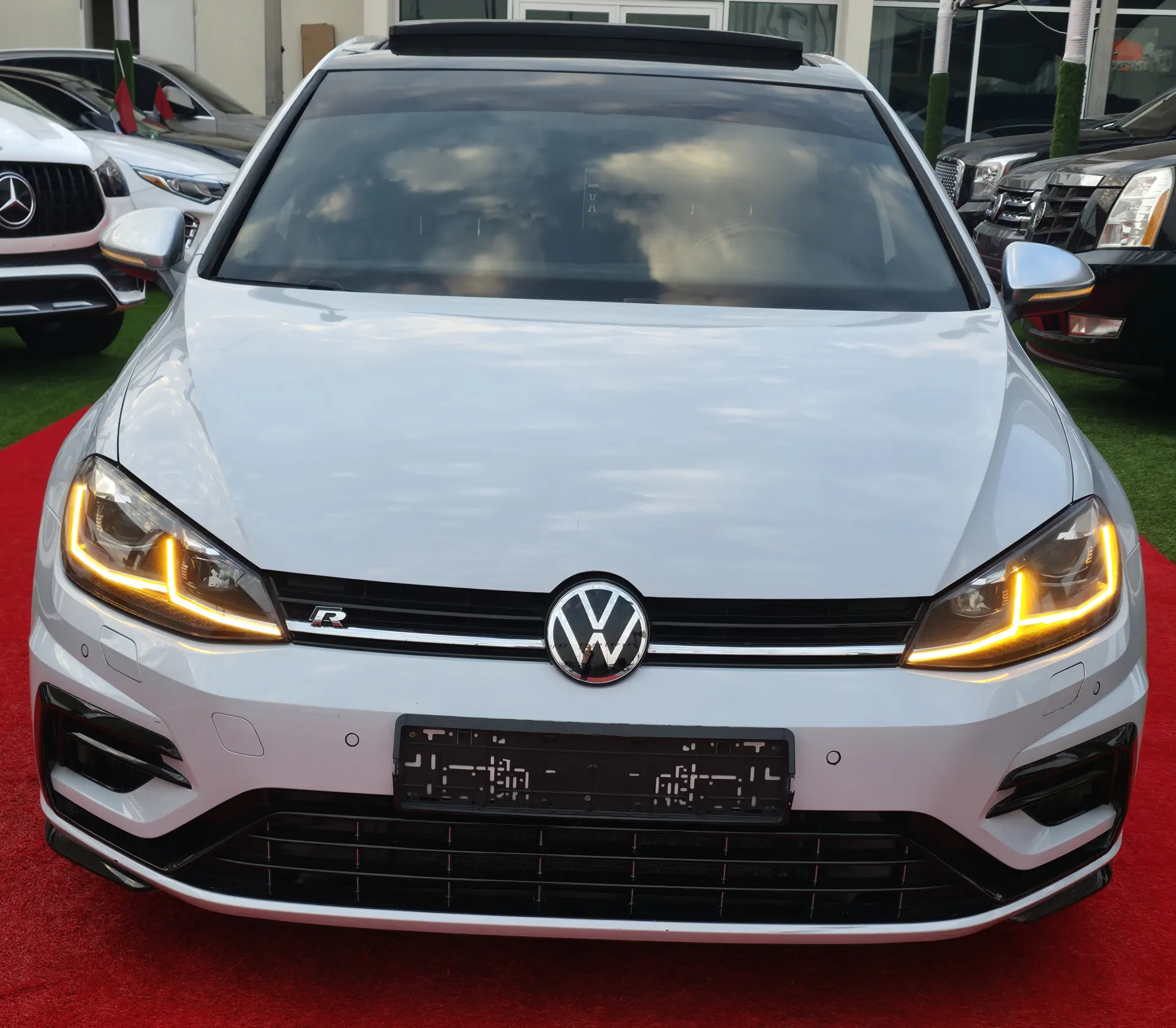 فولكس فاجن جولف آر 2019