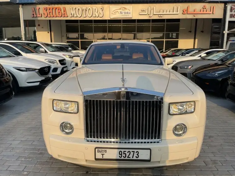 ランボ様 Rolls-Royce Phantom 2024 Price, Images, Specs & Features in UAE