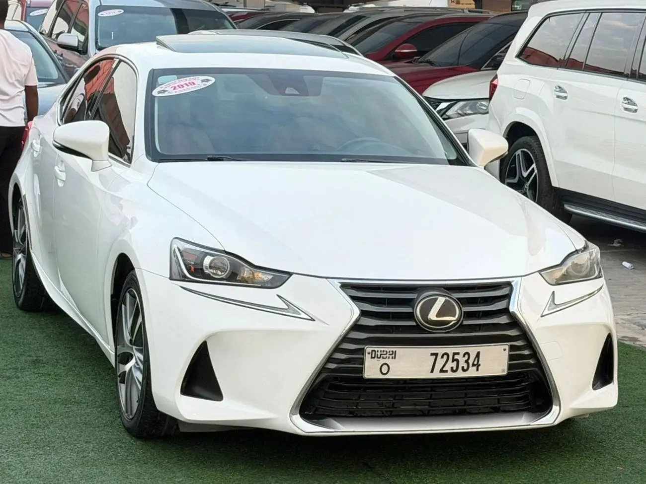 Lexus IS 2019