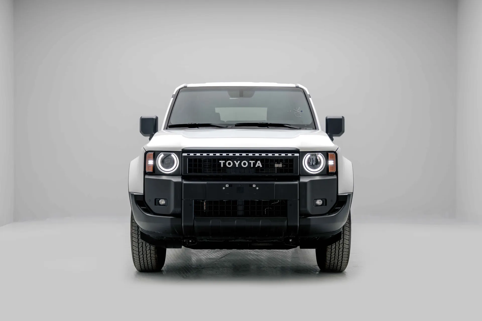 تويوتا برادو 2025 2.4L