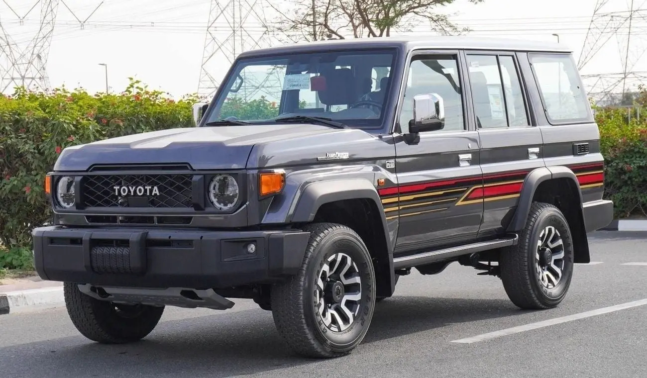 Toyota Land Cruiser 70 2025 4L