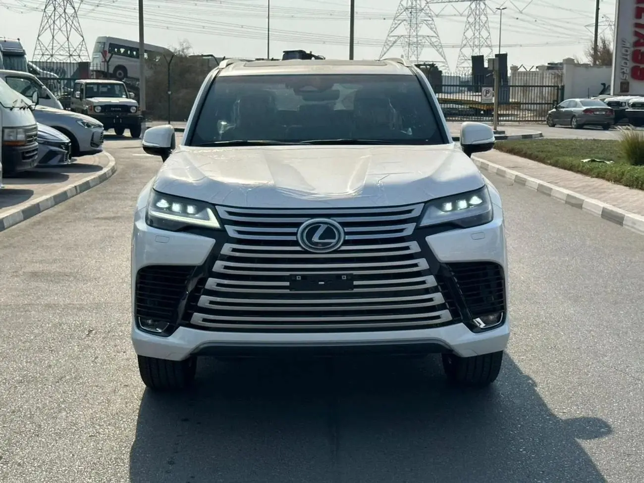 لكزس LX 2025 3.5L