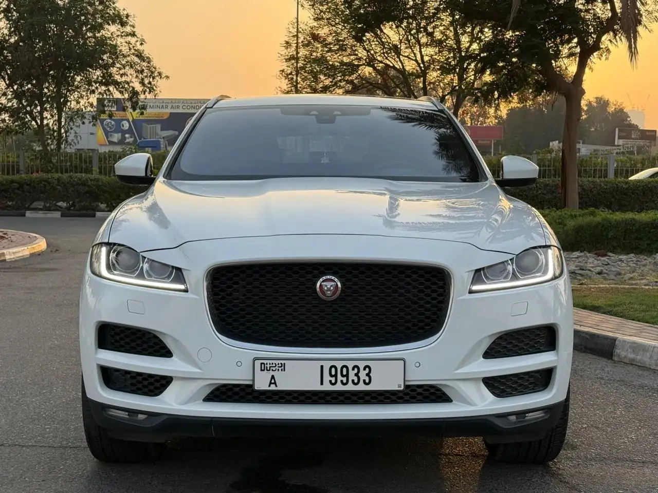 جاكوار F Pace 2017