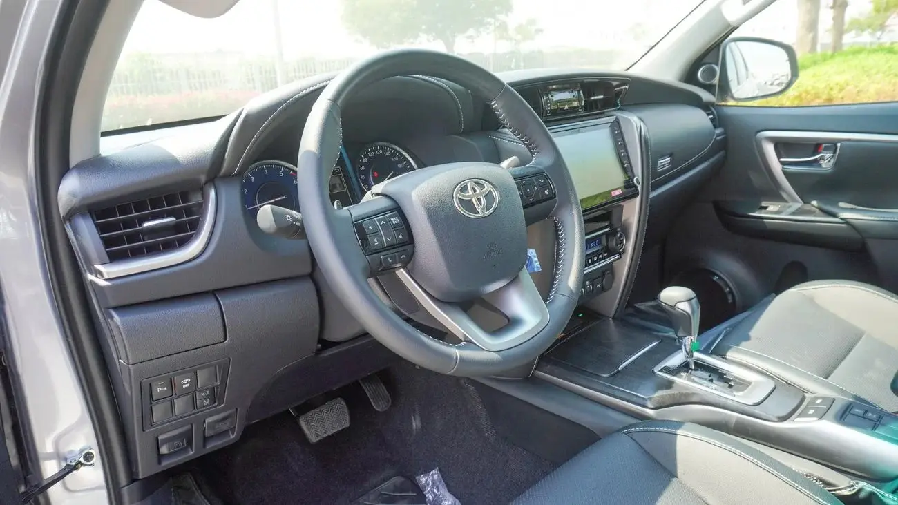 تويوتا فورتونر 2025 4L