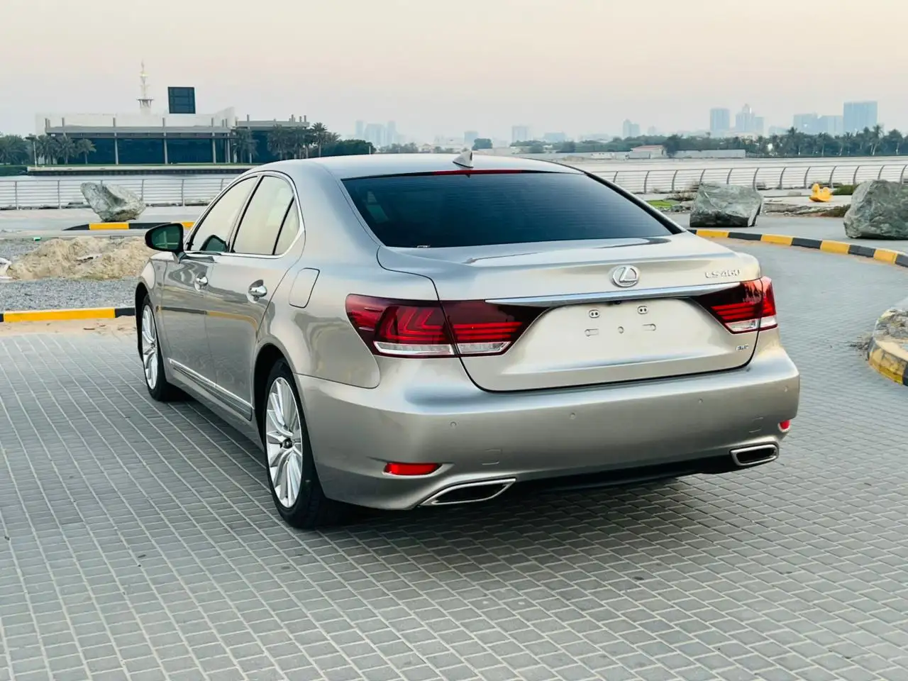 لكزس LS 2017 undefinedL