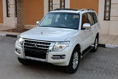 Mitsubishi Pajero 2016