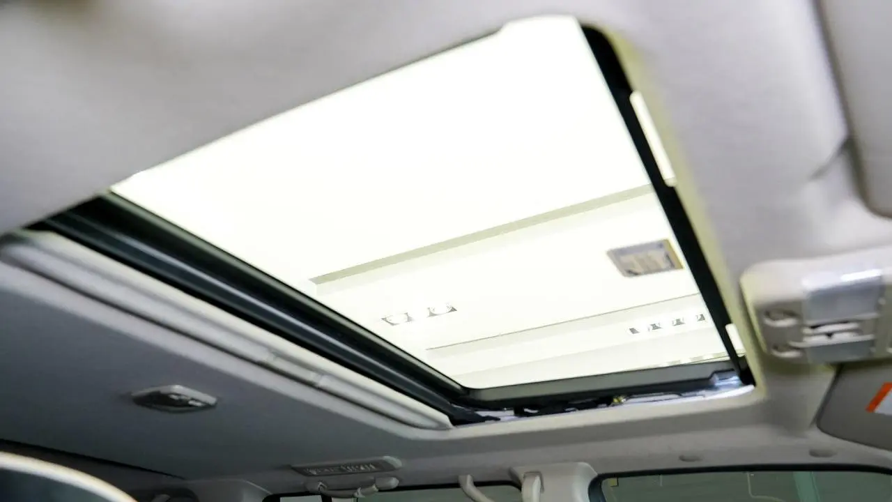 نيسان باترول سفاري 2023 4.8L