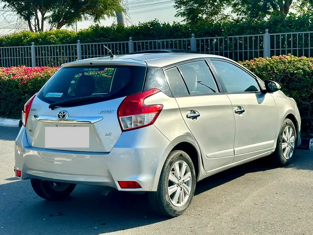 تويوتا يارس 2016