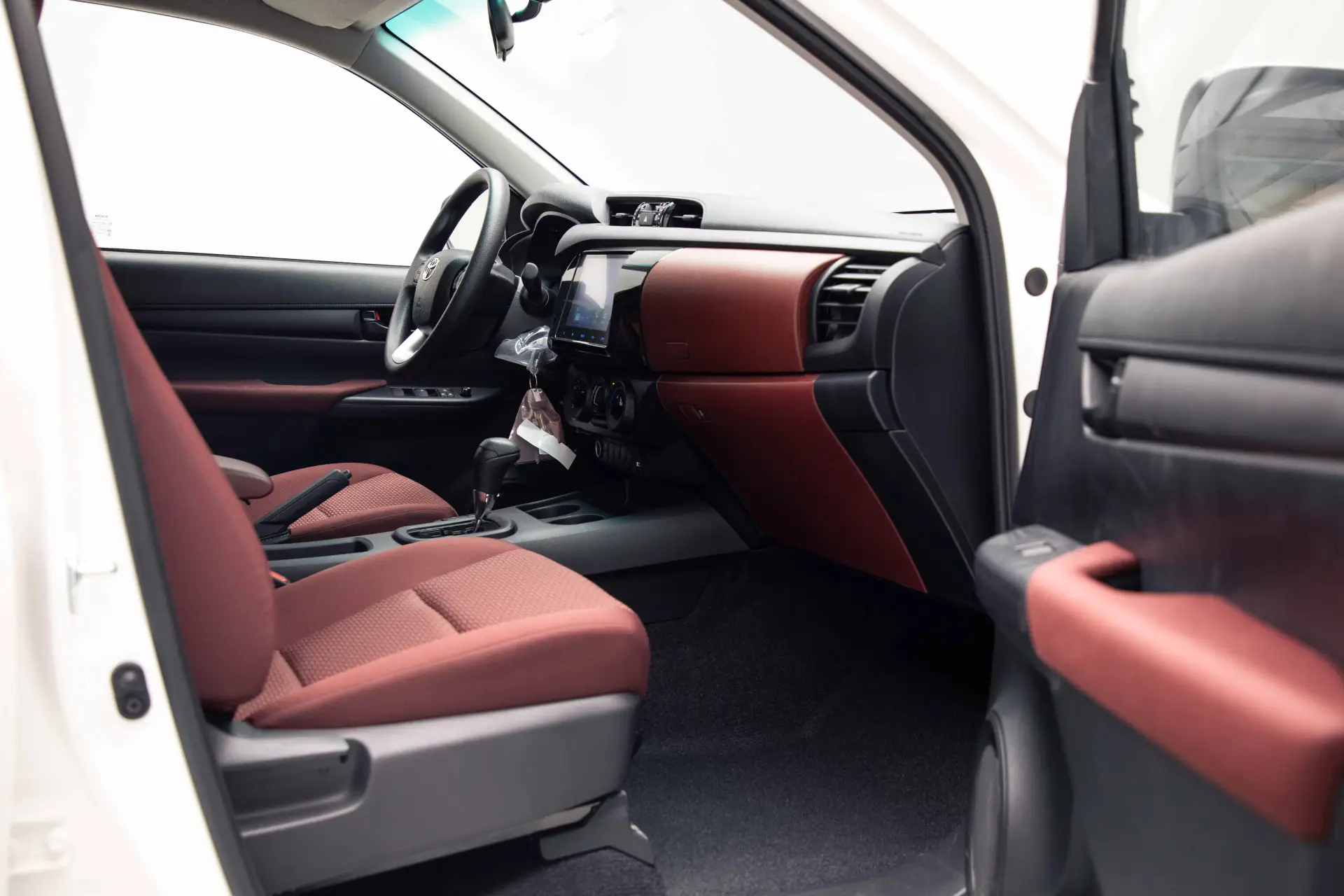 تويوتا هيلوكس 2025 2.7L