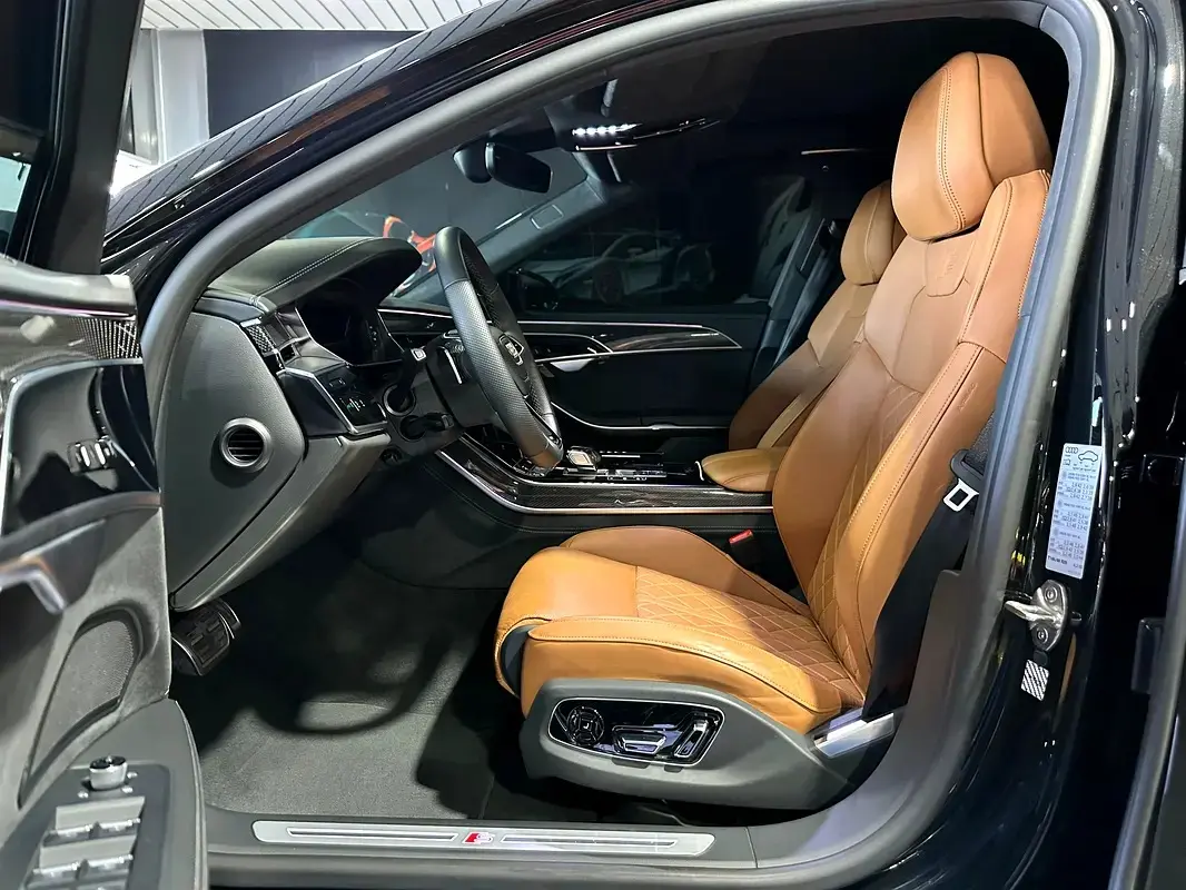 Audi S8 2022