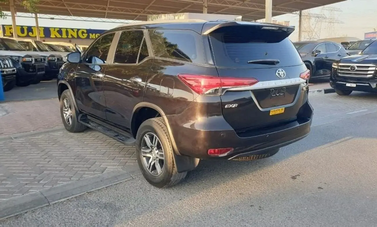 تويوتا فورتونر 2022 2.7L