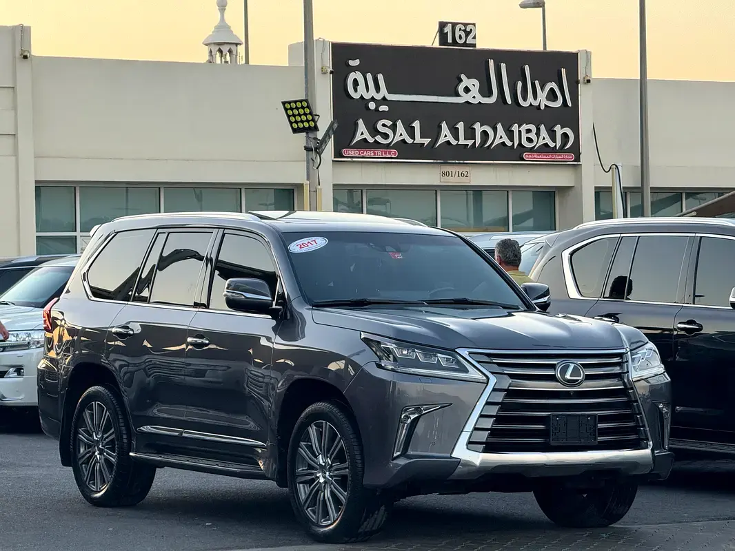 لكزس LX 2017