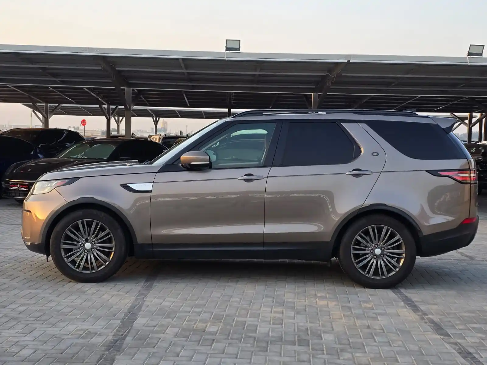 Land Rover Discovery 2018