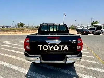 تويوتا هيلوكس 2026