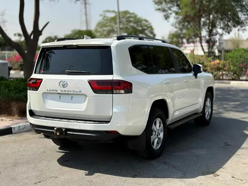 تويوتا لاند كروزر 2022