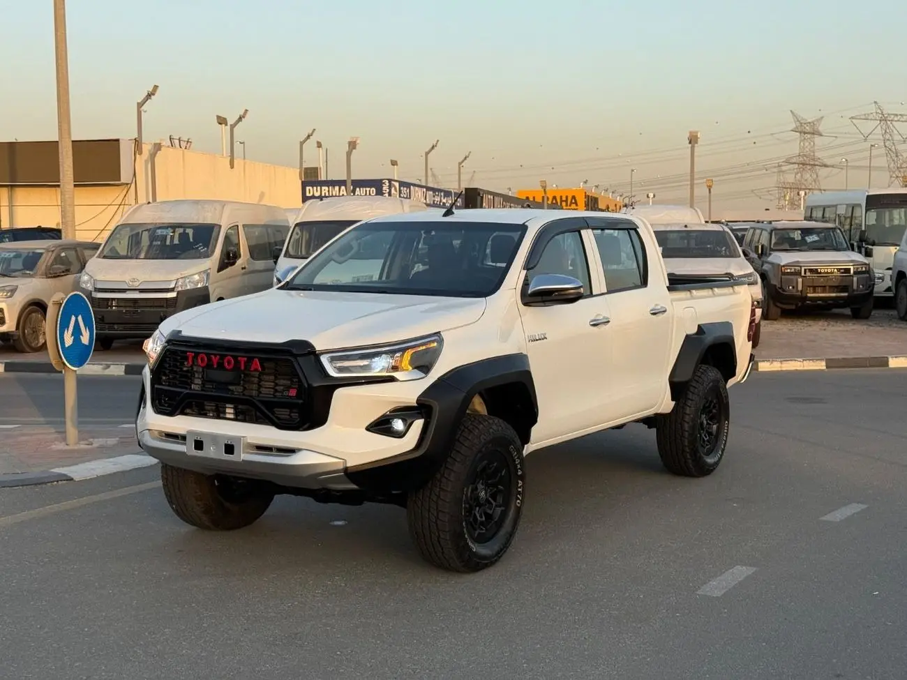 تويوتا هيلوكس 2024