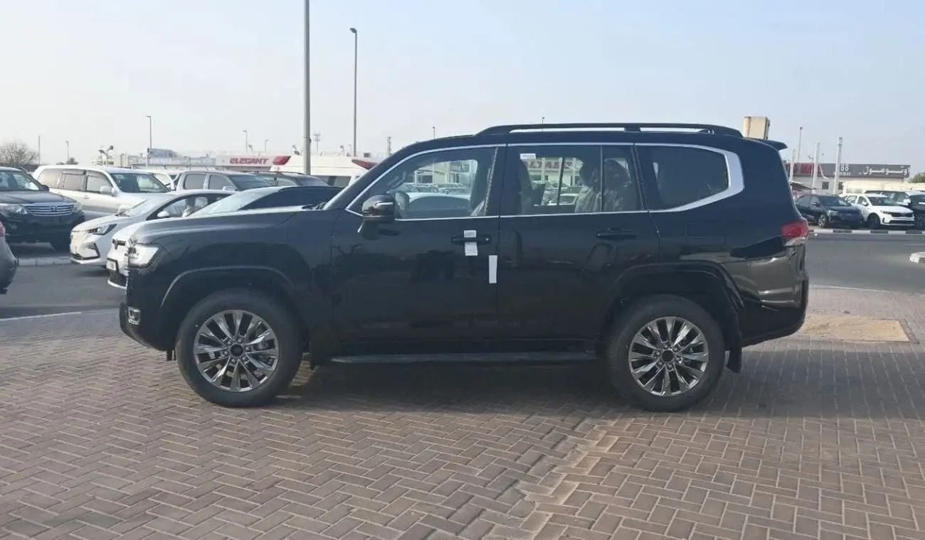 تويوتا لاند كروزر 2022 3.3L