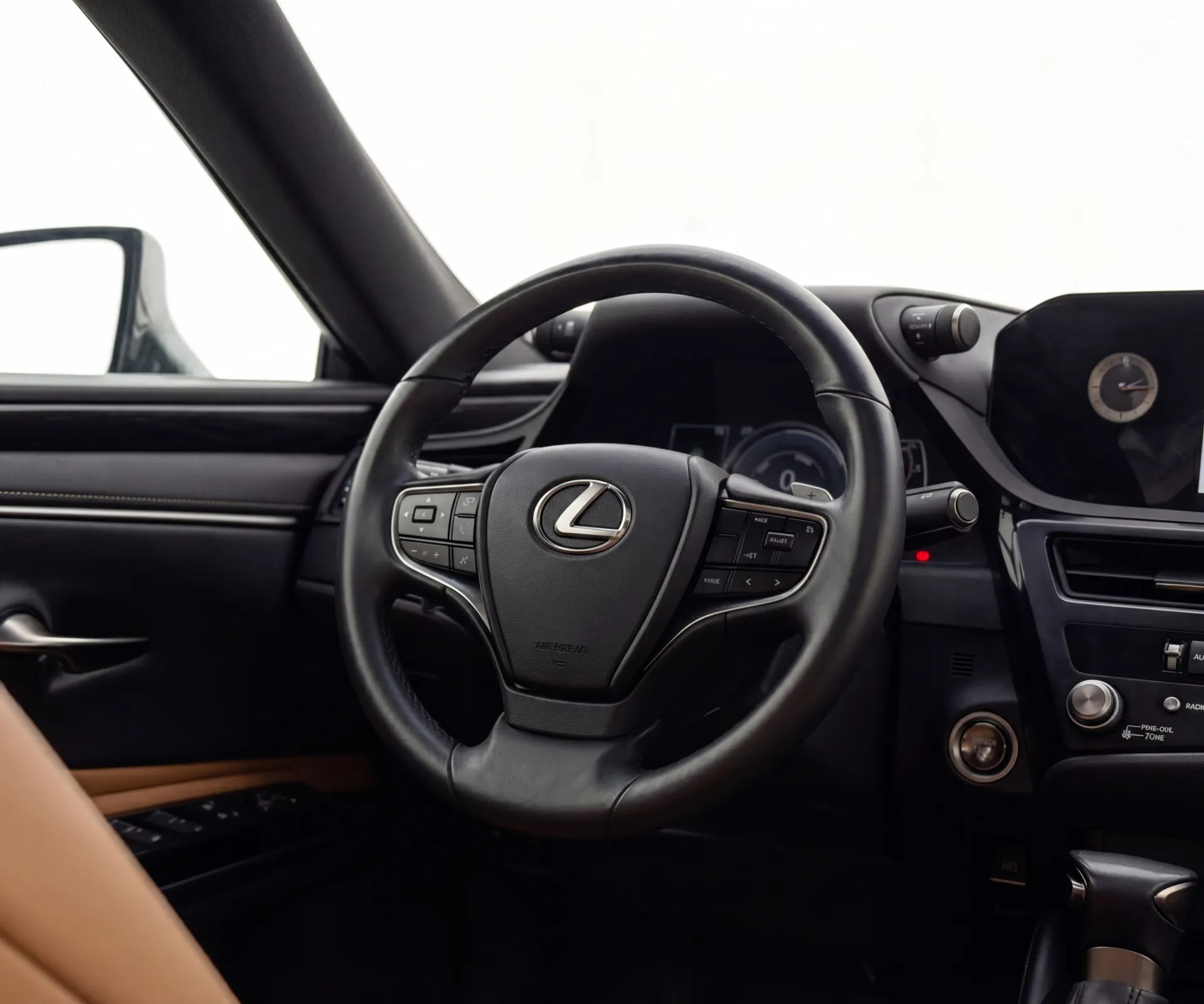 Lexus ES 2025
