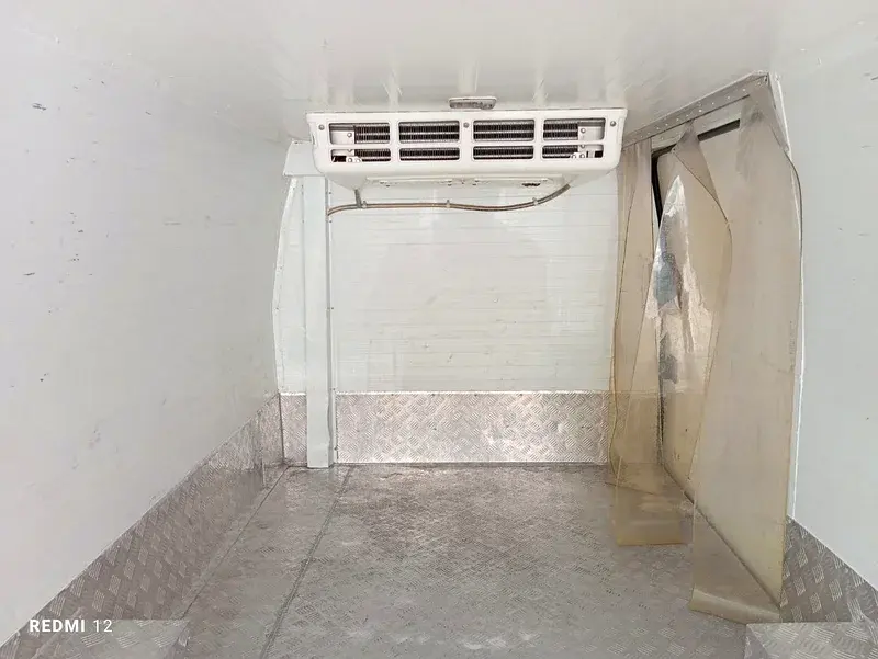 نيسان أورفان 2020