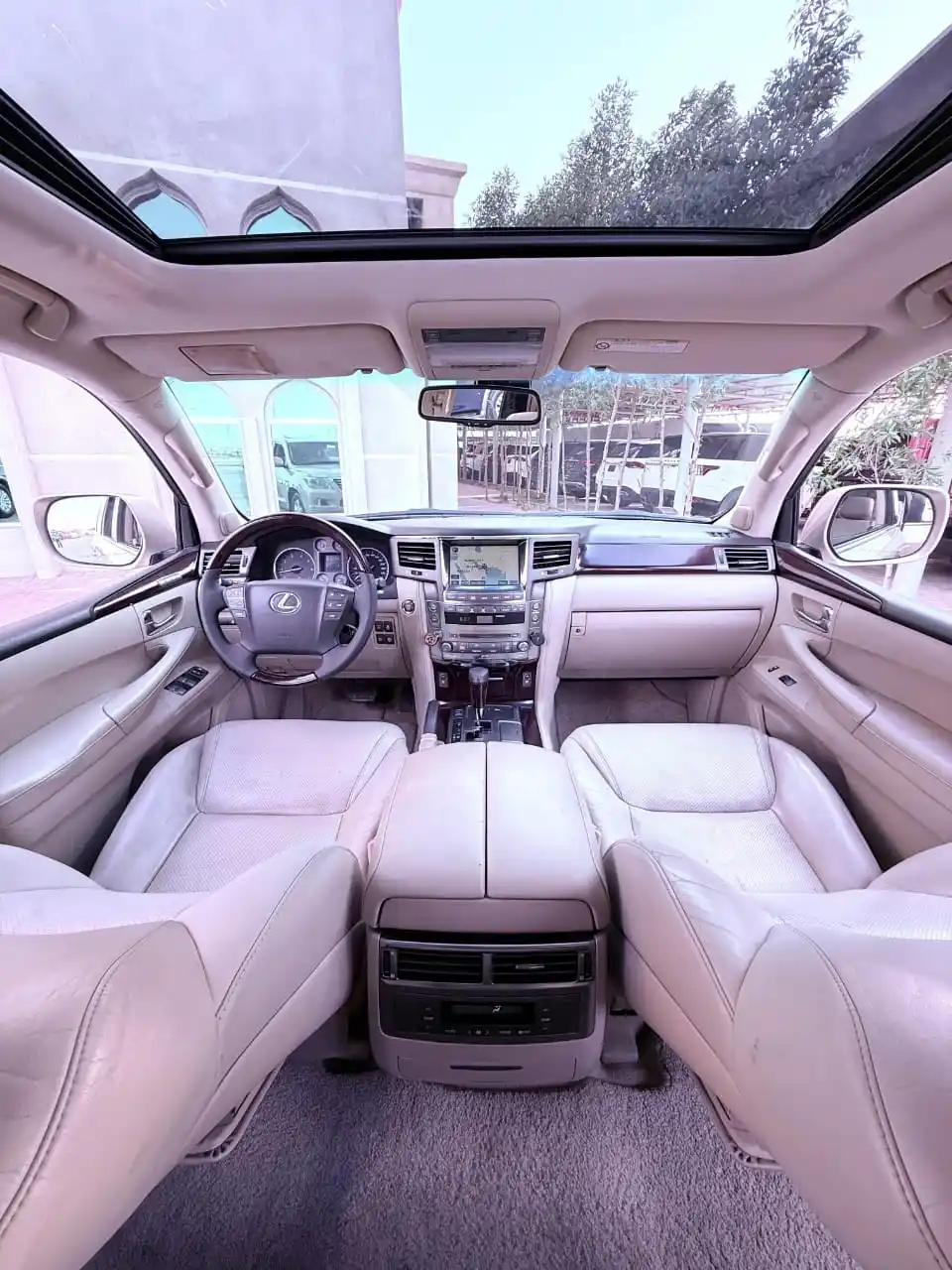 لكزس LX 2009 5.7L