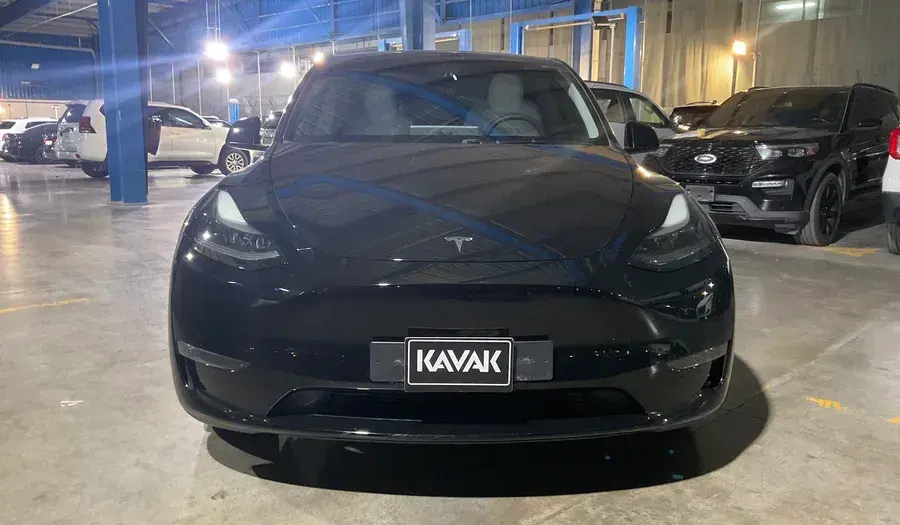 Tesla Model Y 2023 undefinedL