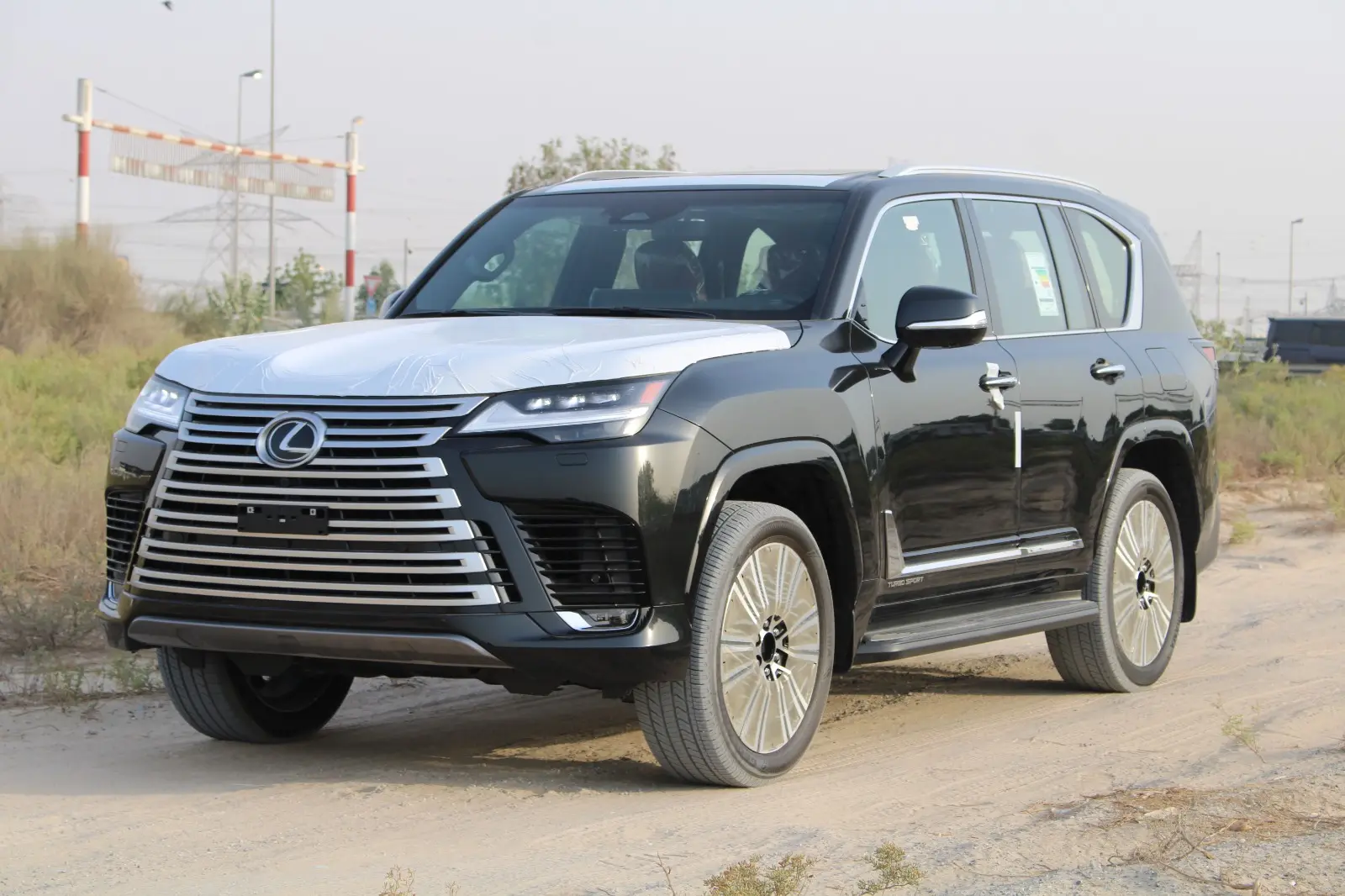 لكزس LX 2025 3.5L