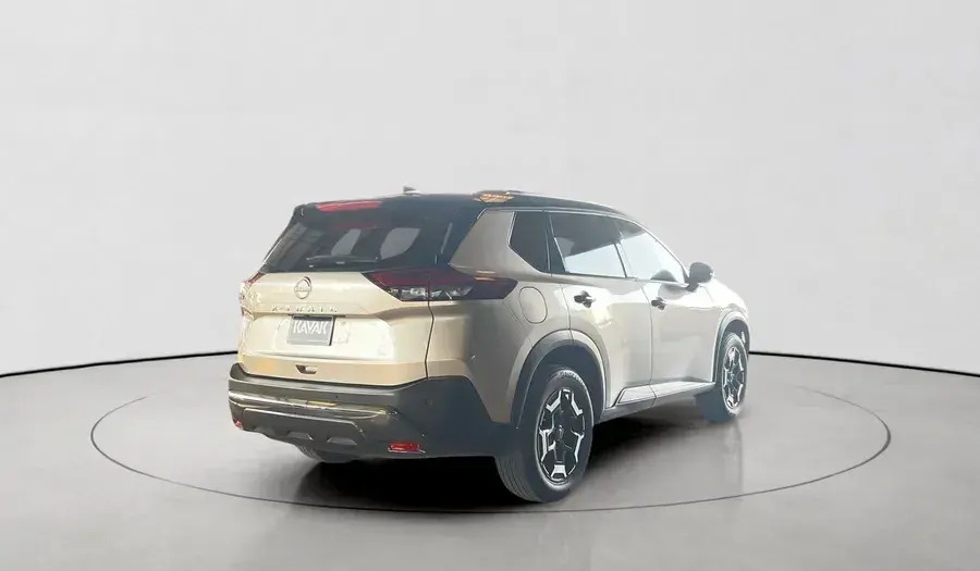 نيسان اكس تريل 2024