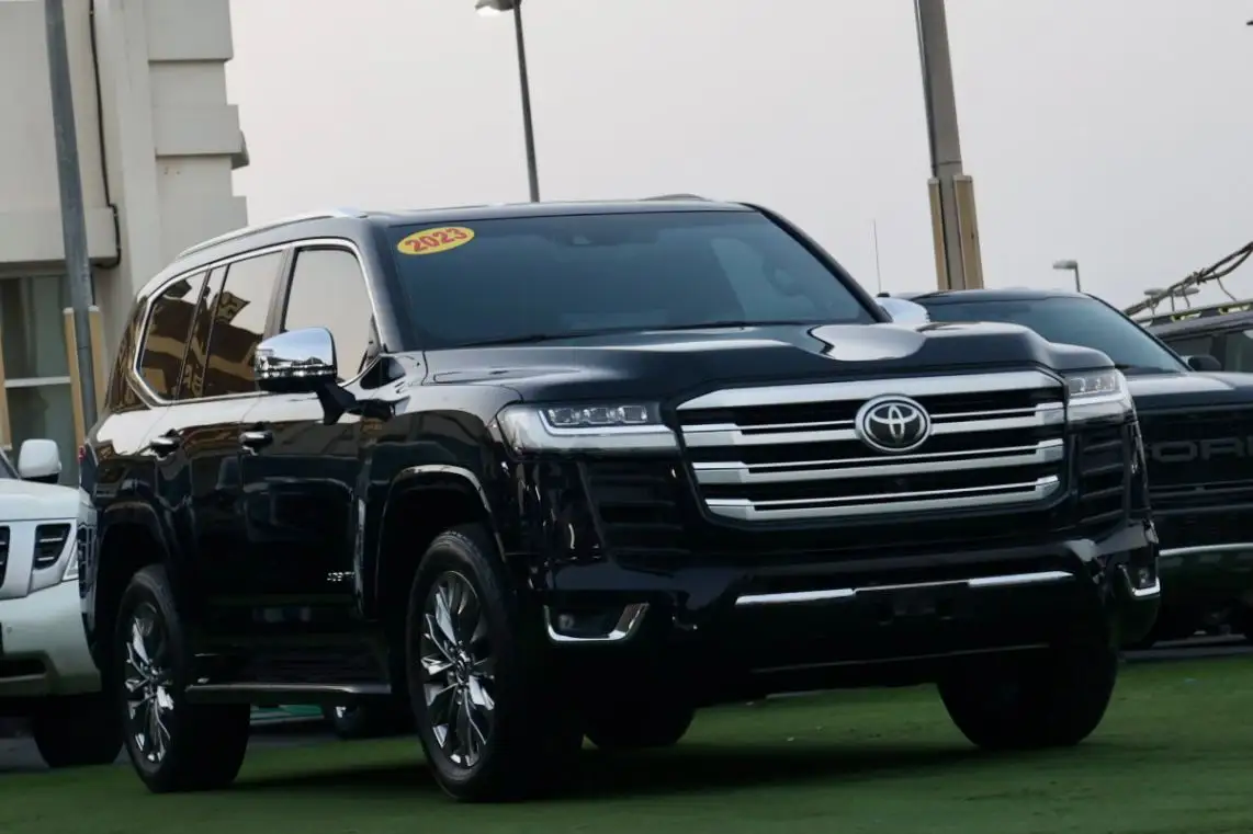 تويوتا لاند كروزر 2023
