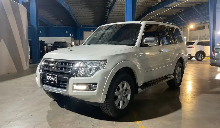 Mitsubishi Pajero 2022