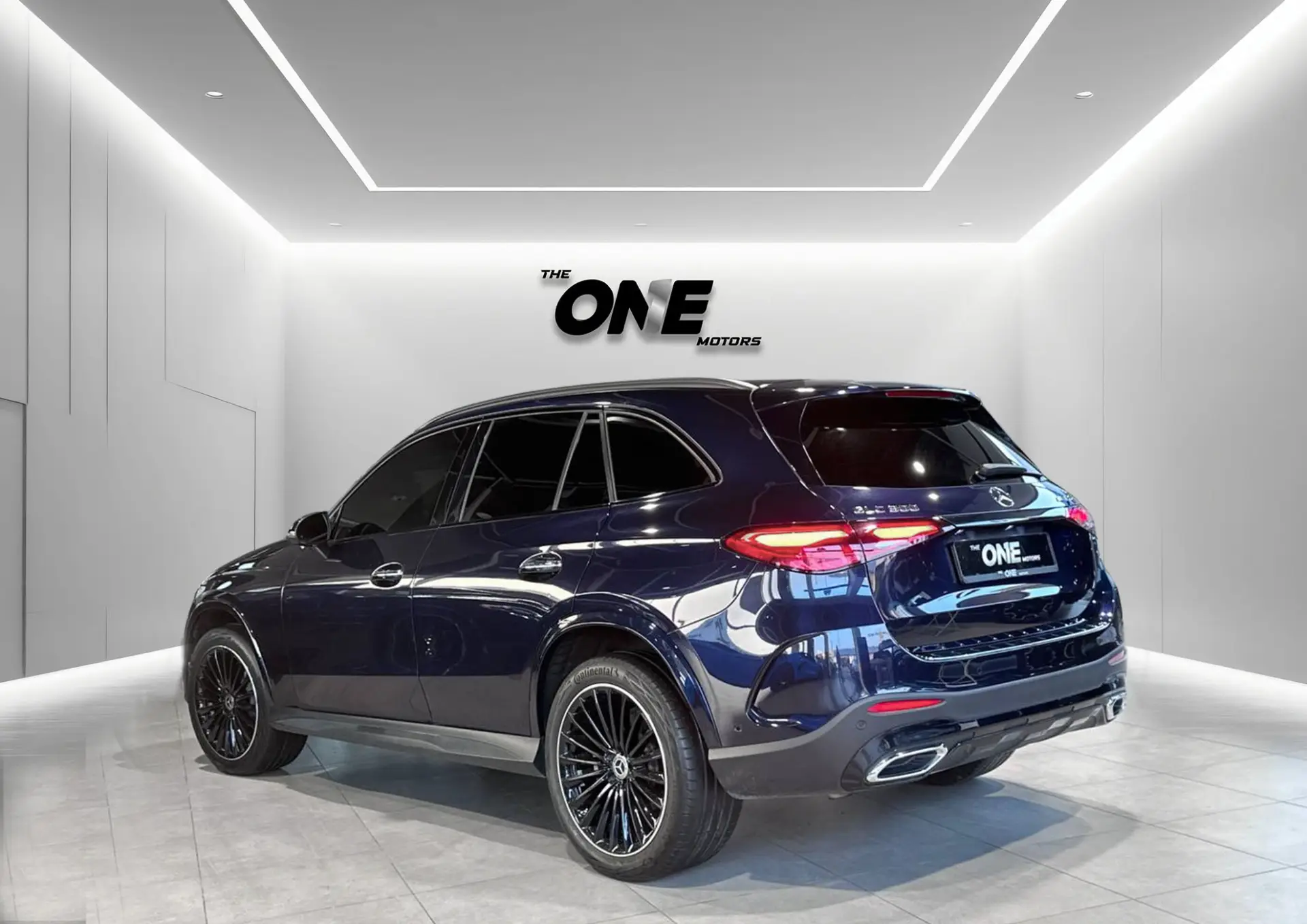 Mercedes Benz GLC Class 2024 2L