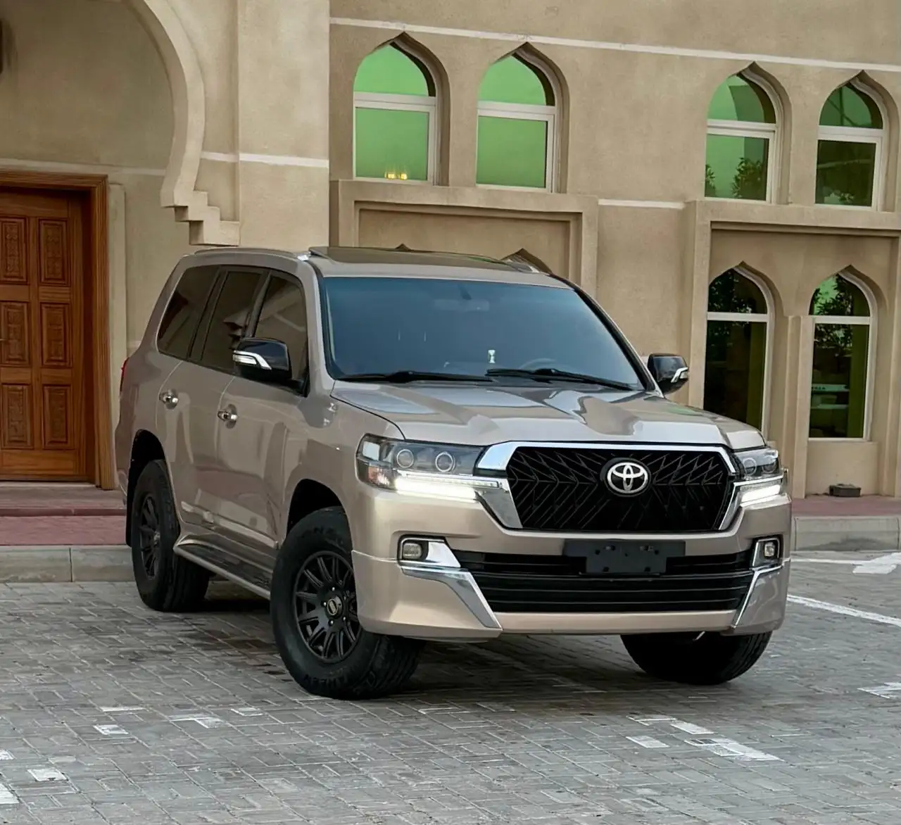 تويوتا لاند كروزر 2021