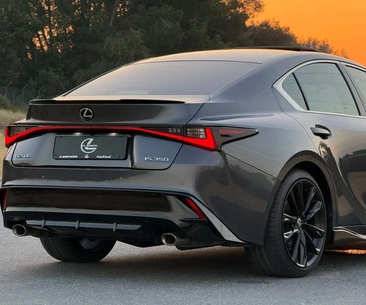 لكزس IS 2022 3.5L