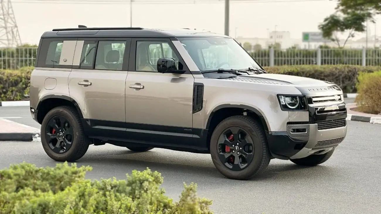 لاند روفر ديفندر 2023 3L