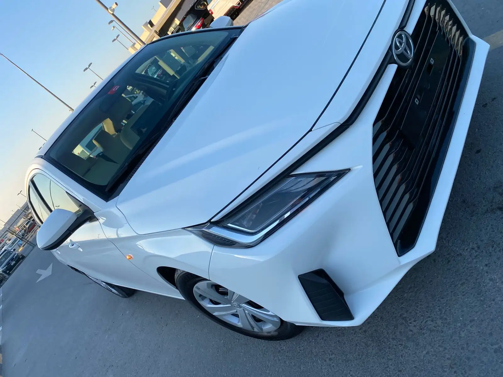 تويوتا يارس سيدان 2023 1.5L