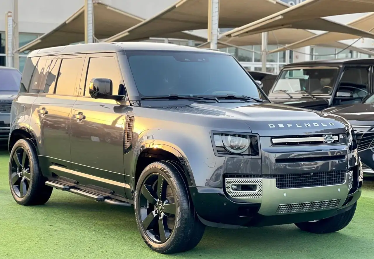 لاند روفر ديفندر 2023