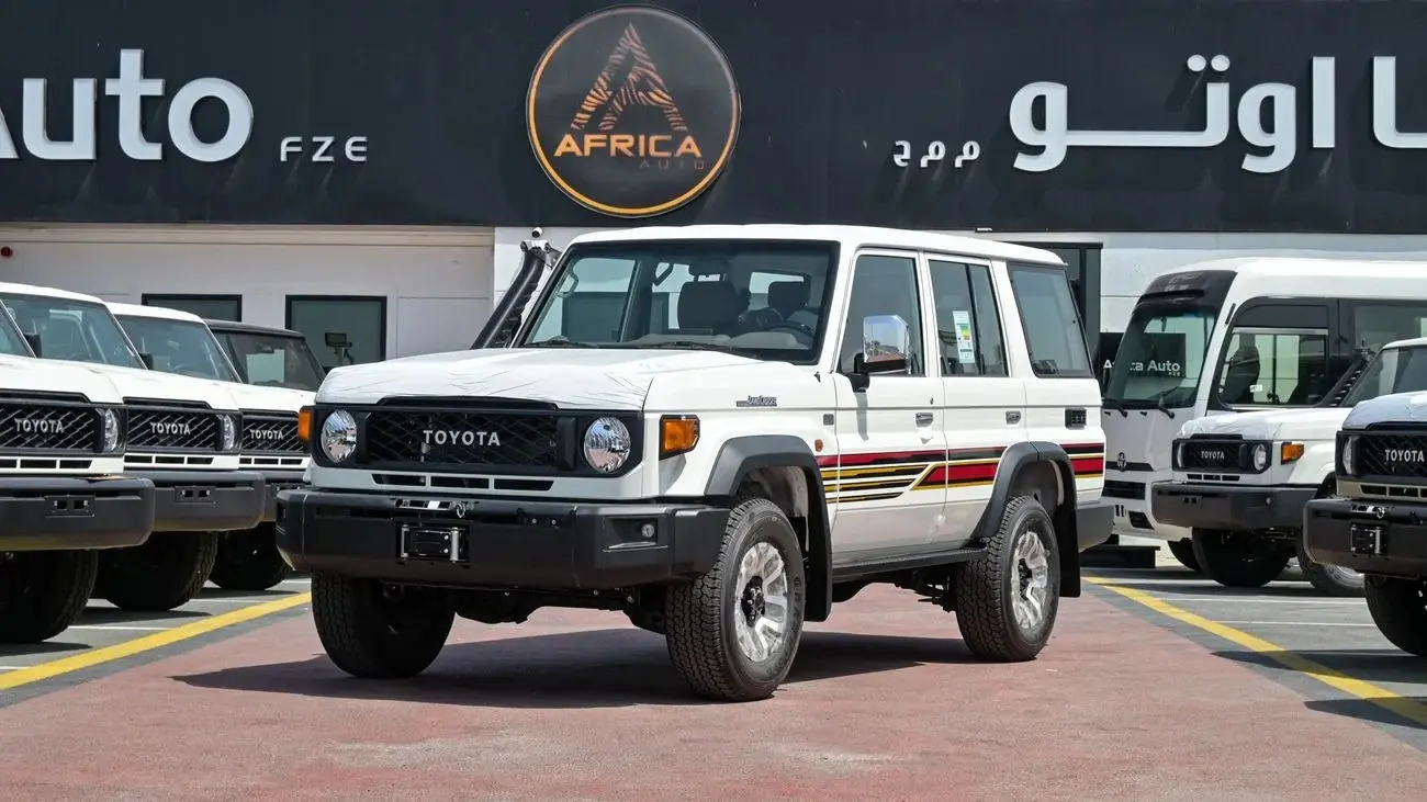 Toyota Land Cruiser 70 2025 4L