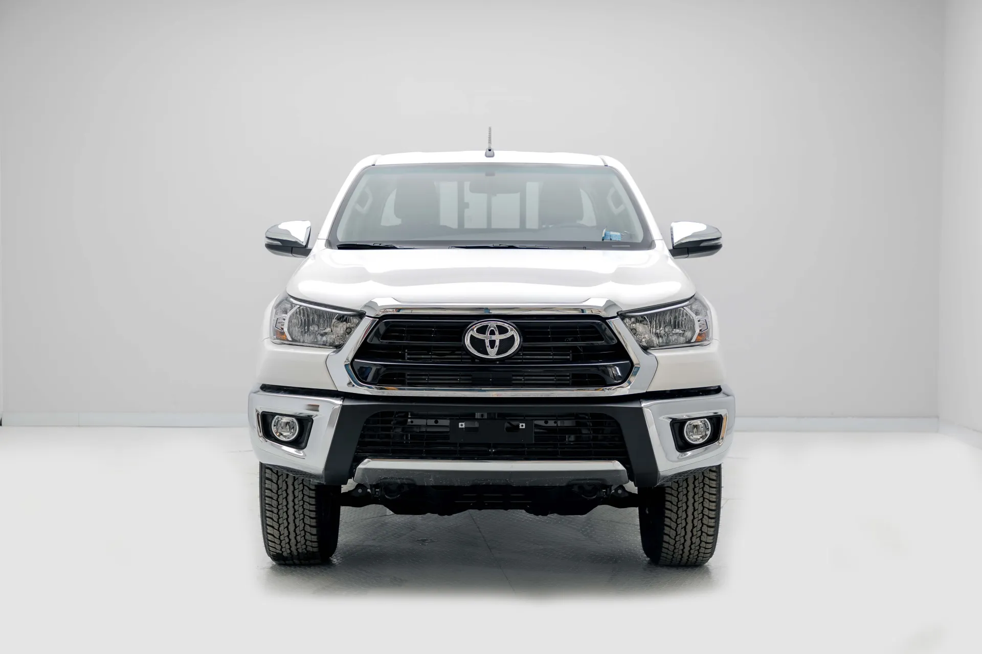 تويوتا هيلوكس 2025 2.4L