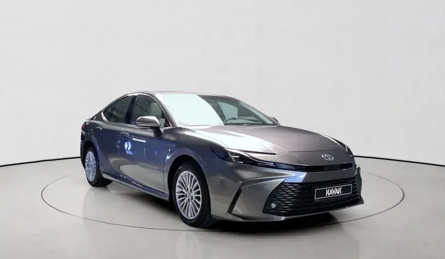 تويوتا كامري 2025 2.5L