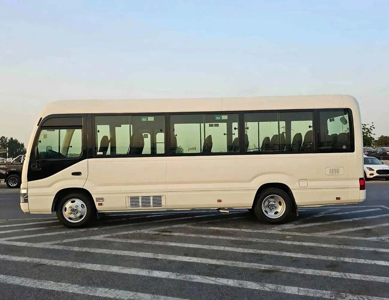 Toyota Coaster 2025 4L